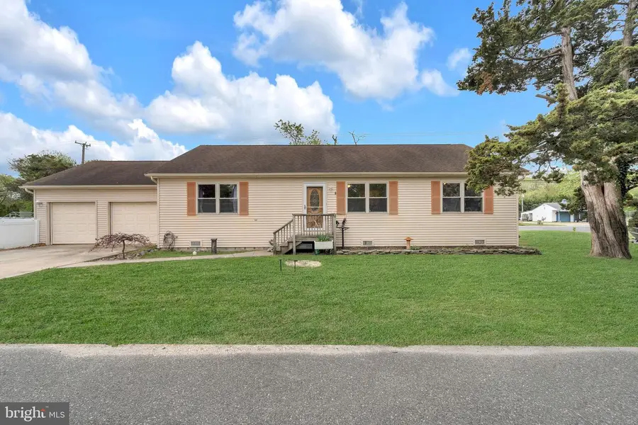 110 S 10th St, Del Haven, NJ 08251 - #3