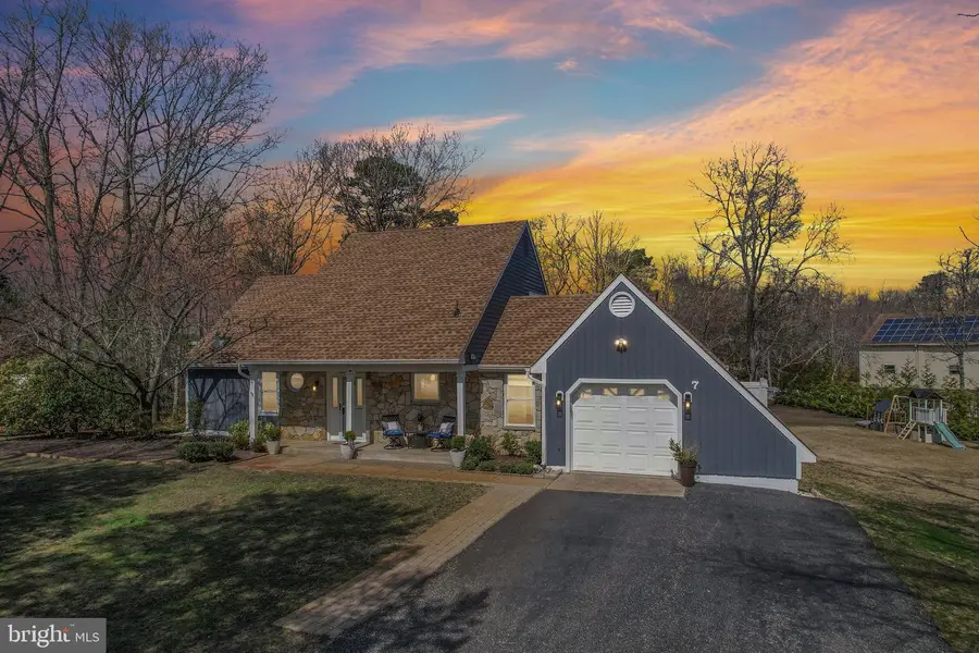 7 Inlet Ter, Ocean View, NJ 08230 - #2