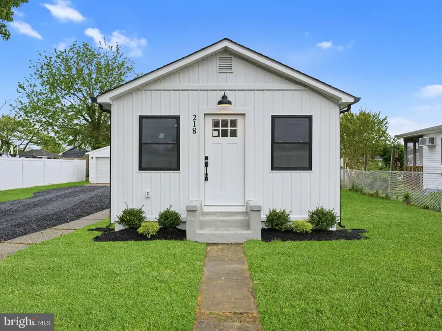 218 Woodland Ave, Villas, NJ 08251 - #3