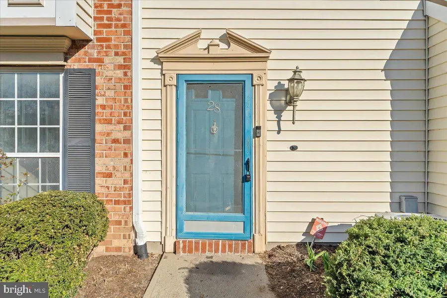 28 Boston Ct, Newark, NJ 07103 - #3