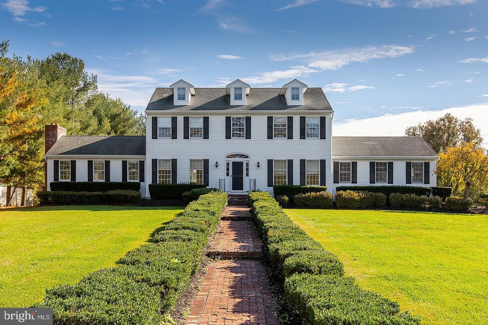 111 Spring Hill Dr, WOOLWICH TWP, NJ 08085 BHGRE