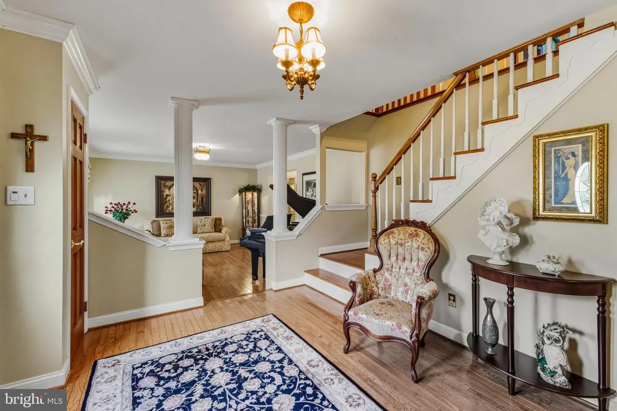 4 Saint Emilion Ct, West Deptford, NJ 08096 - Image #1