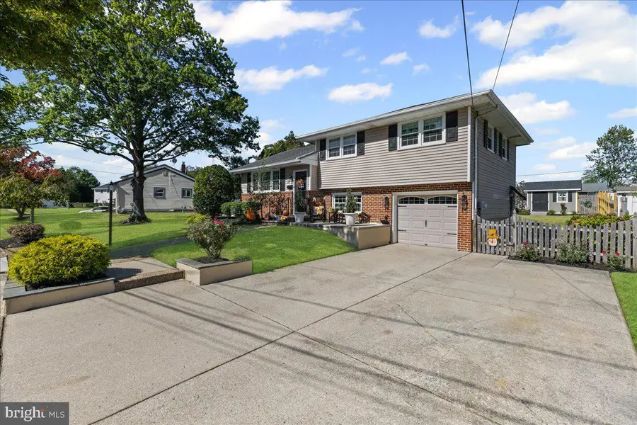 52 Pleasant Valley, West Deptford, NJ 08096 - Image #3