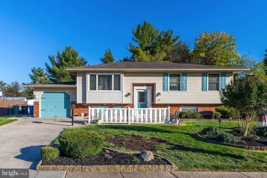 29 Hyannis Ave, Blackwood, NJ 08012 - Image #2