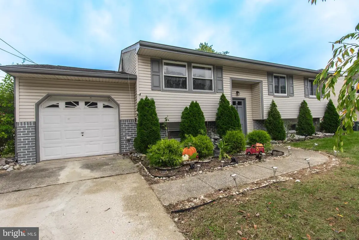 280 Ireland Ter, Williamstown, NJ 08094 - Image #1