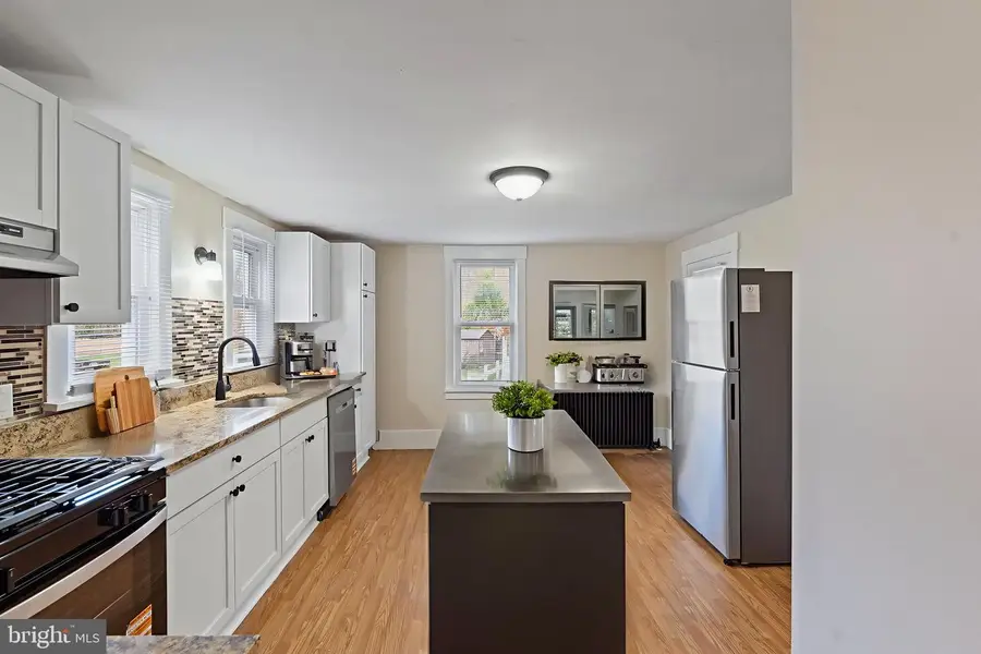 961 Main St, Sewell, NJ 08080 - Image #3