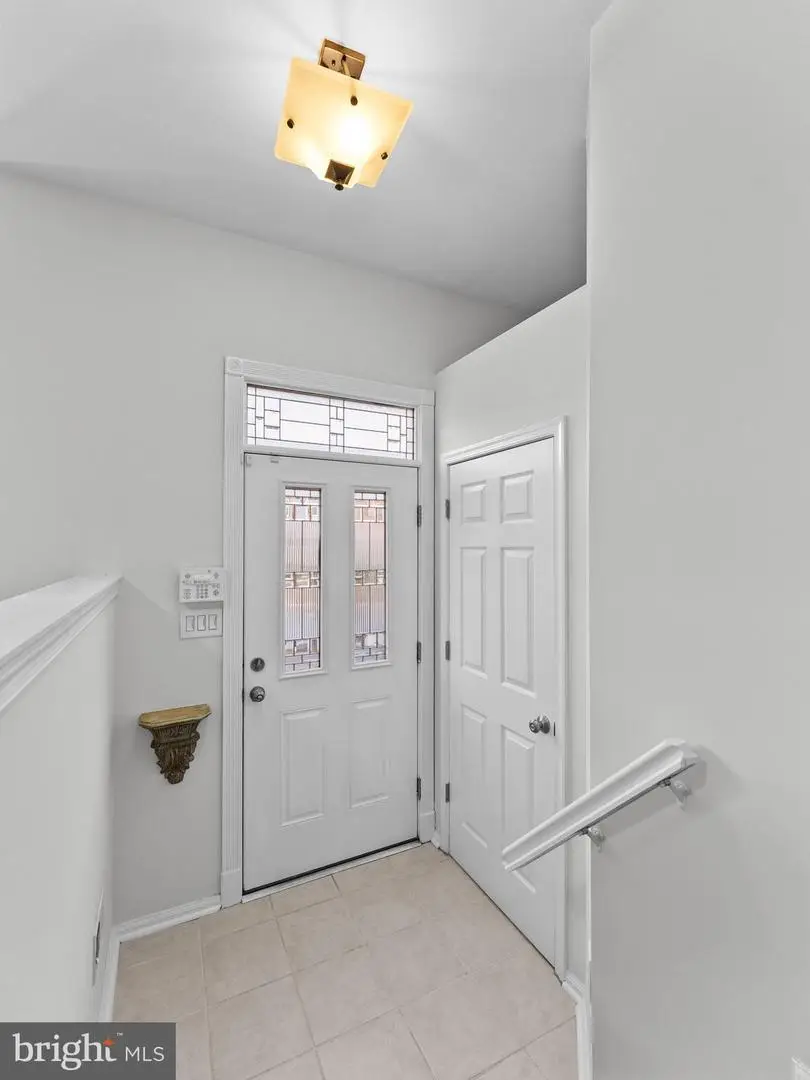 107 Stoneshire Dr, Glassboro, NJ 08028 - Image #2