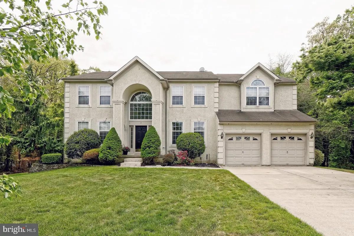 4 Wood Lake Ct, Glassboro, NJ 08028 - Image #1