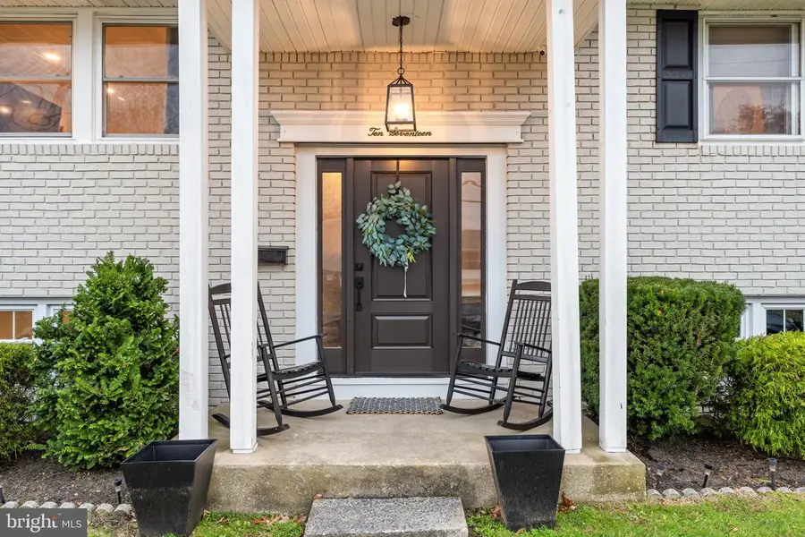 1017 Hancock Dr, Blackwood, NJ 08012 - Image #2