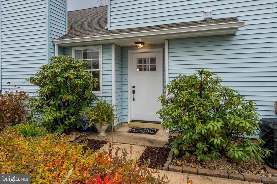 102 Stoneham Dr, Glassboro, NJ 08028 - Image #3