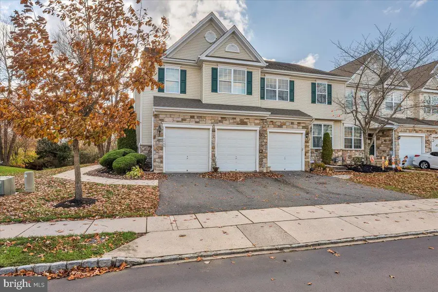 2406 Exposition Dr, Williamstown, NJ 08094 - Image #2