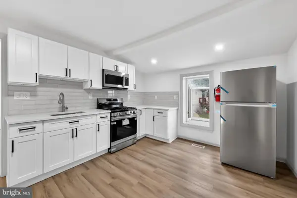 121-123 N Repauno Ave, GIBBSTOWN, NJ 08027