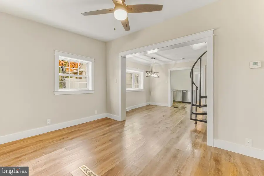 705 N Grand Ave, National Park, NJ 08063 - Image #2