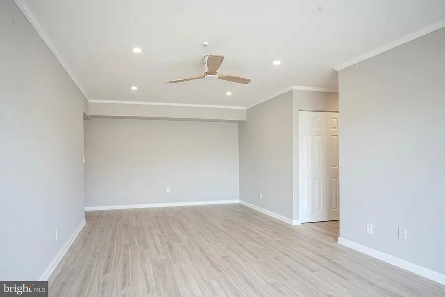 9 Samuel Adams Bldg, Turnersville, NJ 08012 - Image #3