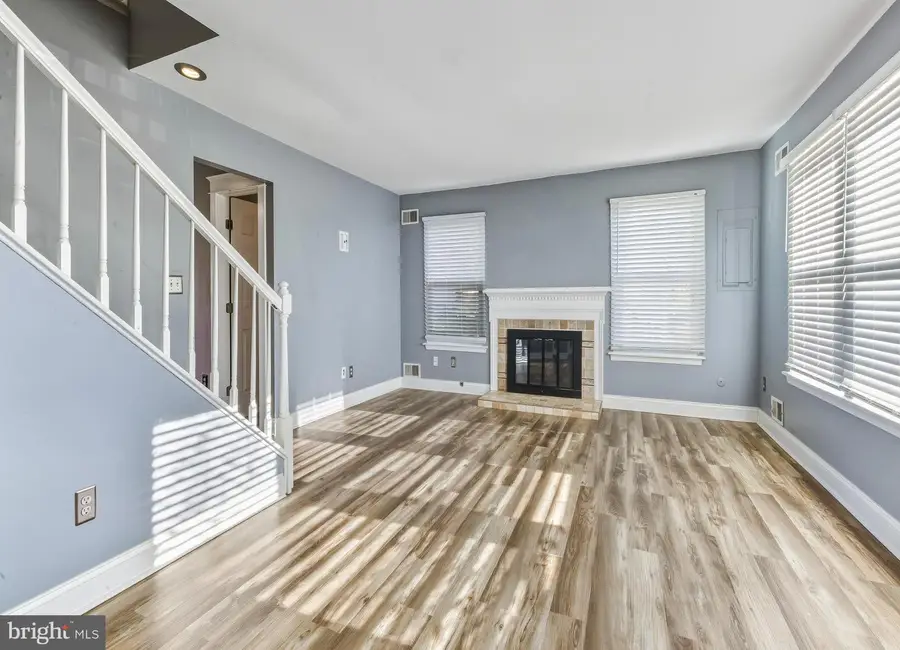 19 Ptolemy Ct, Sewell, NJ 08080 - Image #2