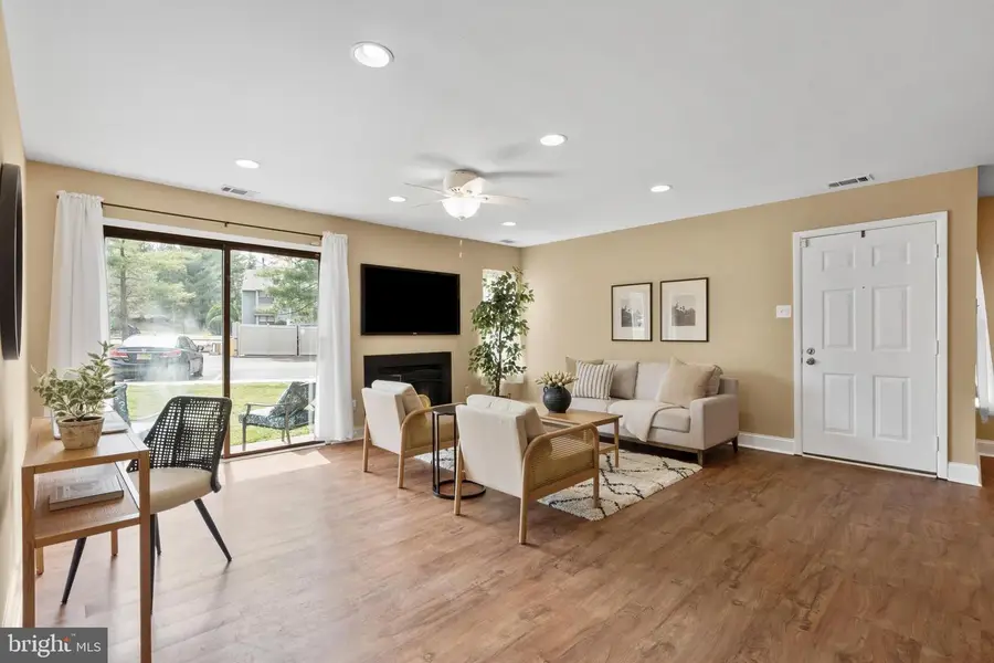 431 Durham Ct, West Deptford, NJ 08051 - Image #3