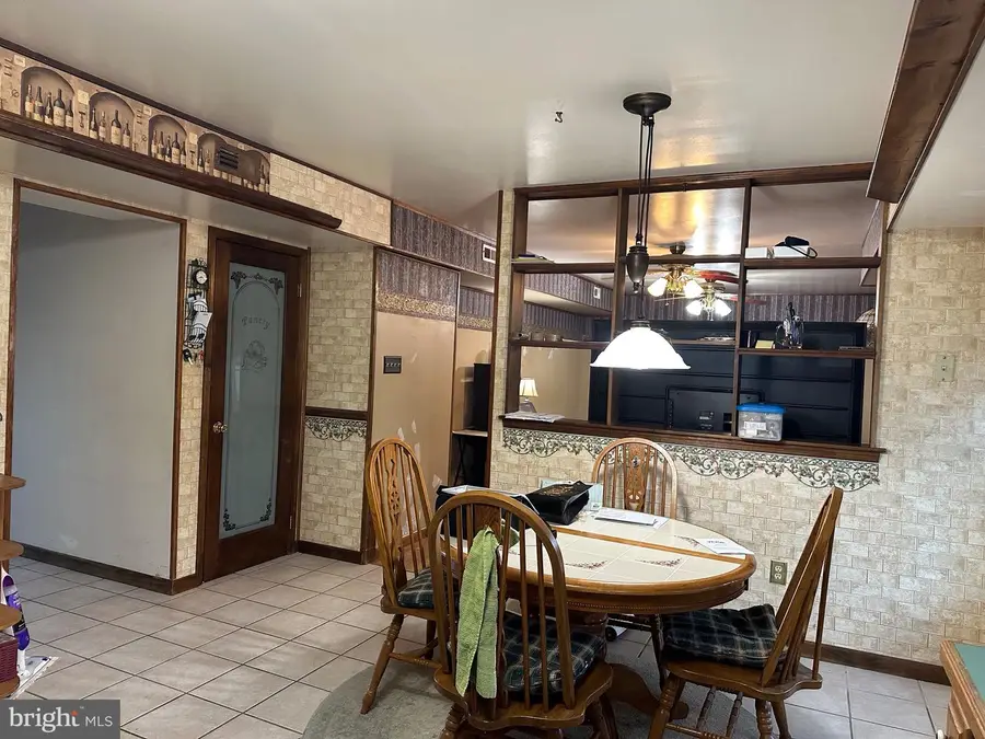 24 Mcintosh Rd, Sewell, NJ 08080 - Image #3