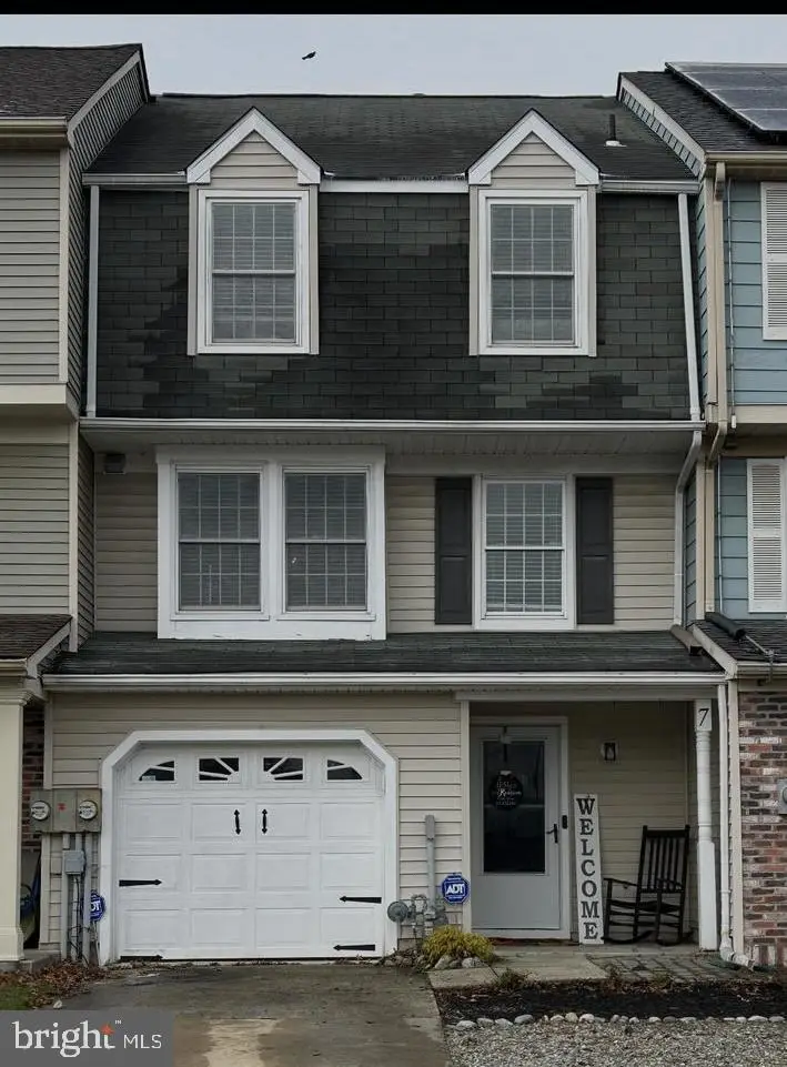 7 Redwood Ct, Glassboro, NJ 08028 - Image #1