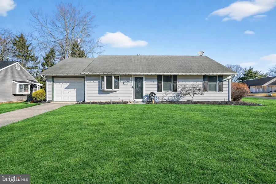 545 Berkshire Dr, Williamstown, NJ 08094 - Image #3