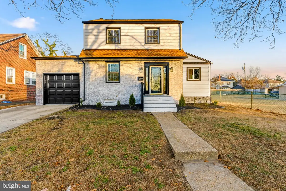 517 Greenwich Ave, Paulsboro, NJ 08066 - Image #1