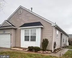 627 Barbados Dr, Williamstown, NJ 08094 - Image #1