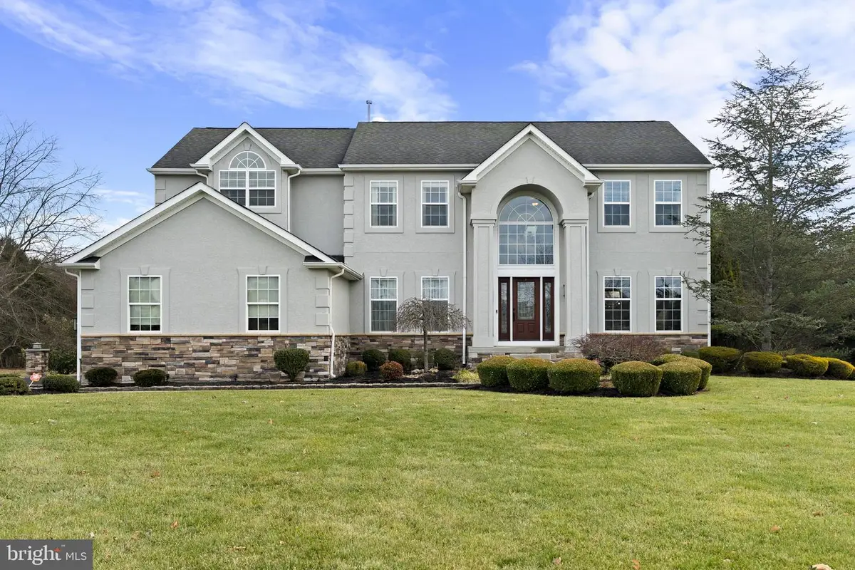 108 Danton Ln, Mullica Hill, NJ 08062 - Image #1