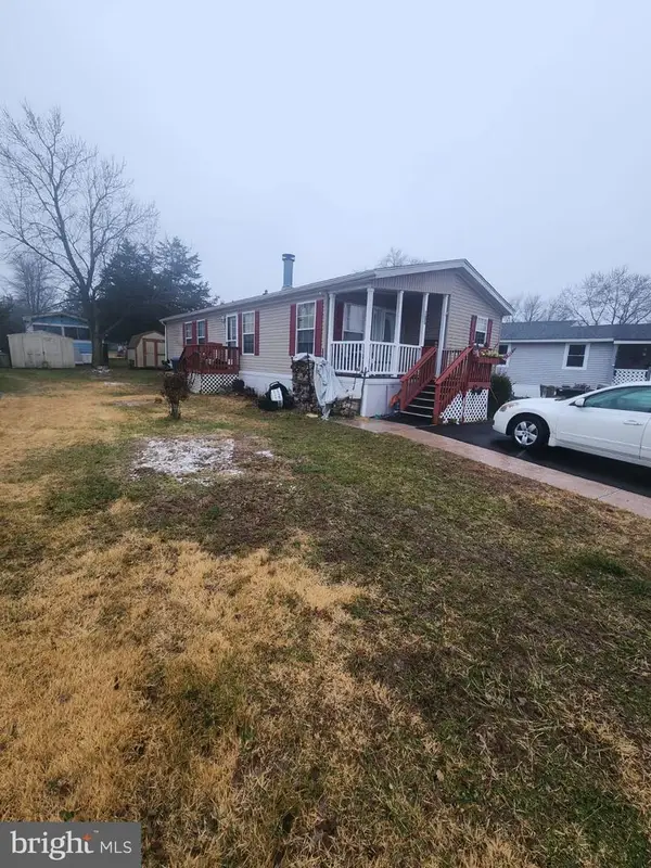 305 Texas Ave, WILLIAMSTOWN, NJ 08094