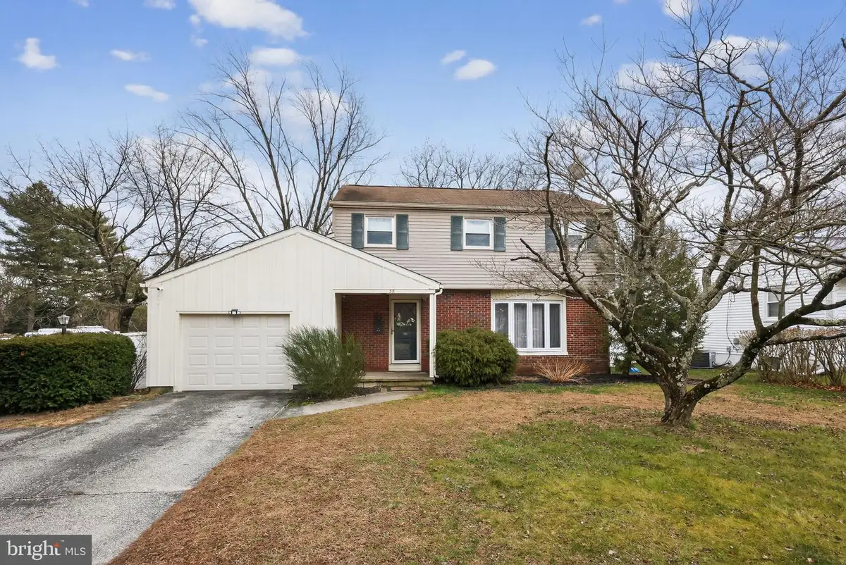 38 Walnut St, Williamstown, NJ 08094 - Image #1
