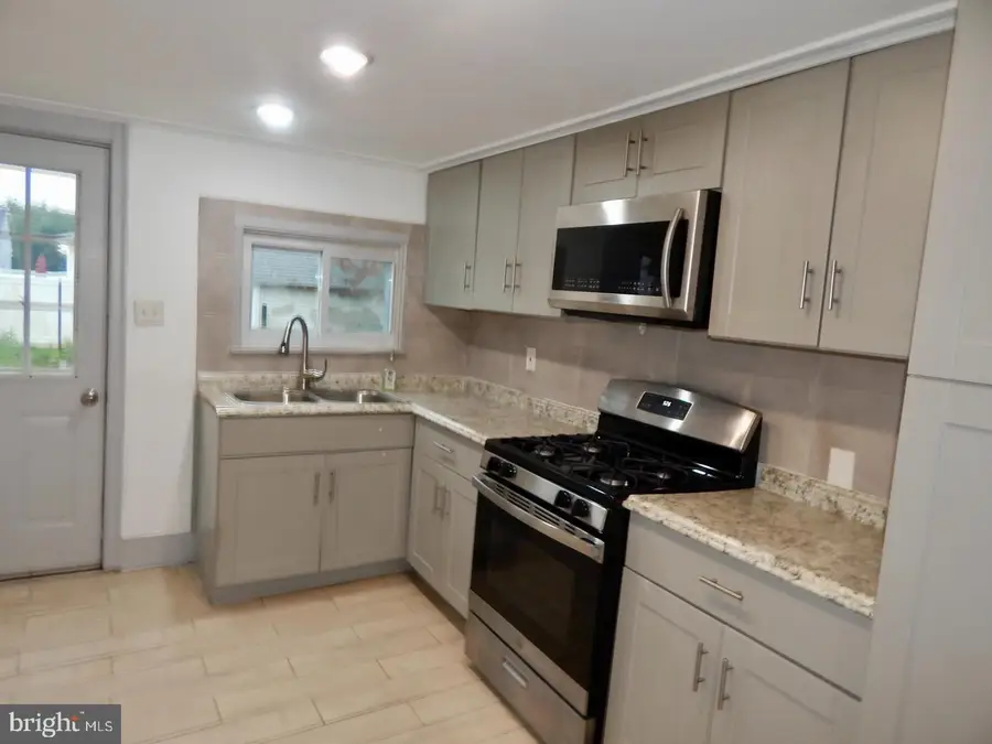 33 High St, Woodbury, NJ 08096 - Image #2