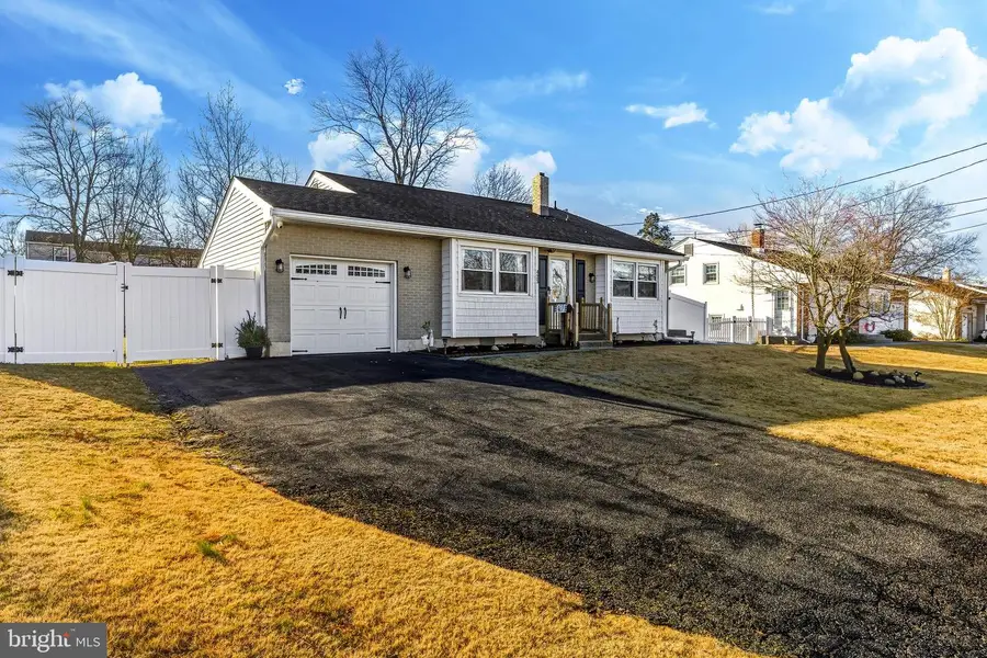 423 Greenview, Turnersville, NJ 08012 - Image #2