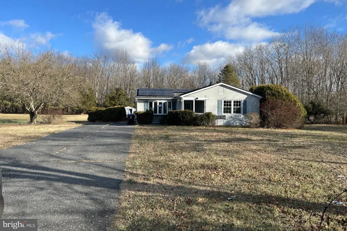 405 Whig Ln, Glassboro, NJ 08028 - Image #1