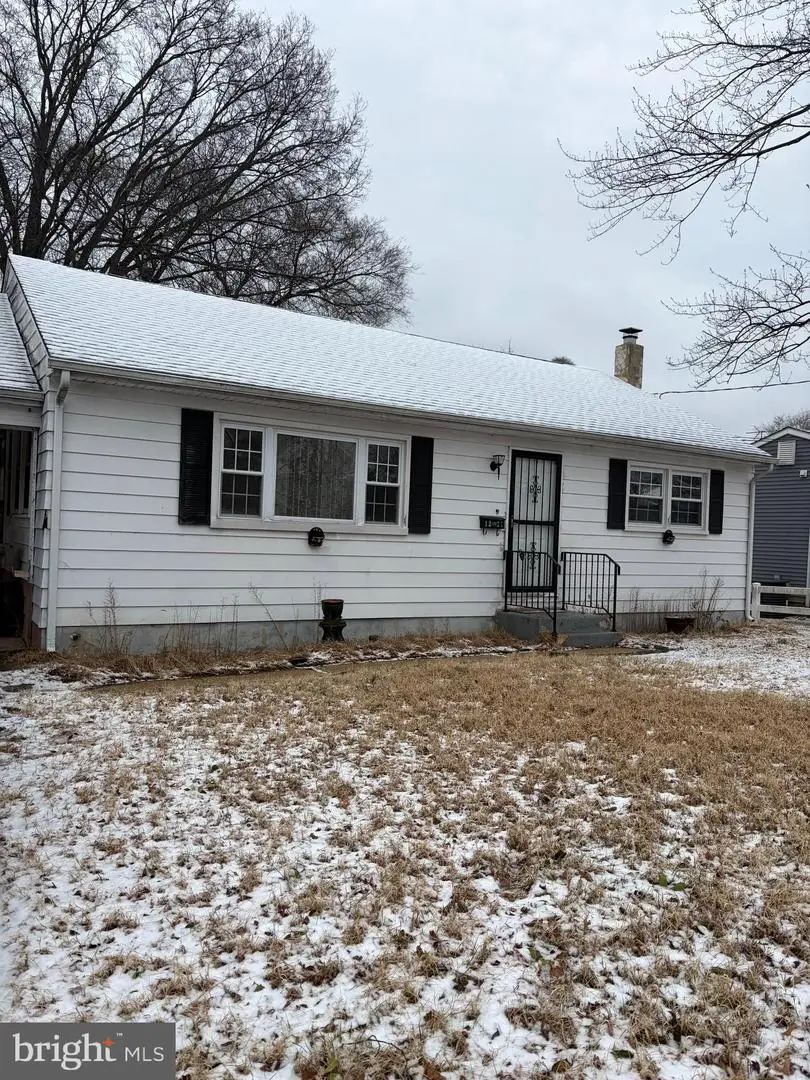 1221 Walter Ave, Swedesboro, NJ 08085 - Image #2