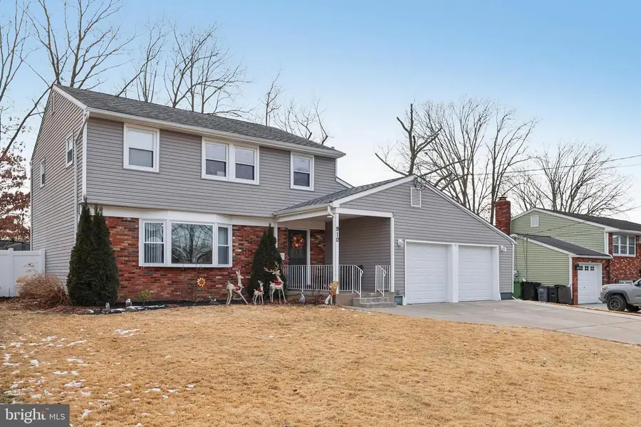 910 Howe Dr, Turnersville, NJ 08012 - Image #3