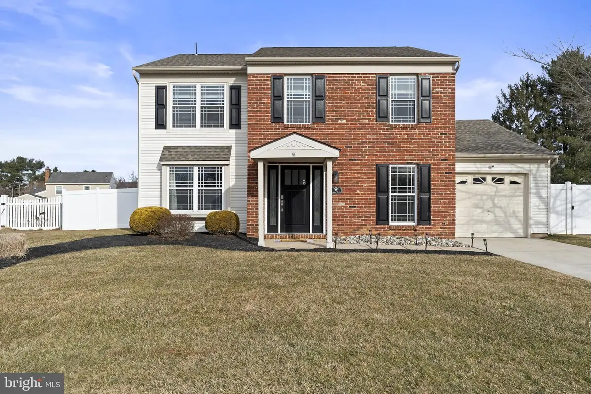 9 Crater Dr, Sewell, NJ 08080 - Image #1