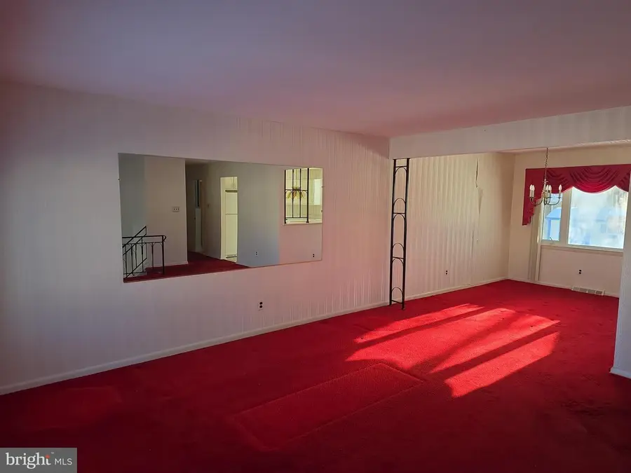 1013 Hancock Dr, Blackwood, NJ 08012 - #3