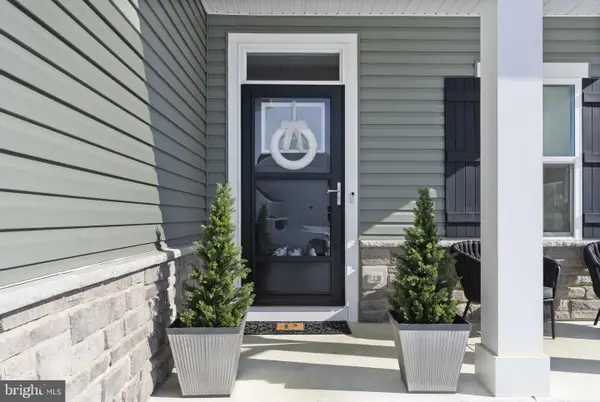 175 Merseyside Dr, SWEDESBORO, NJ 08085