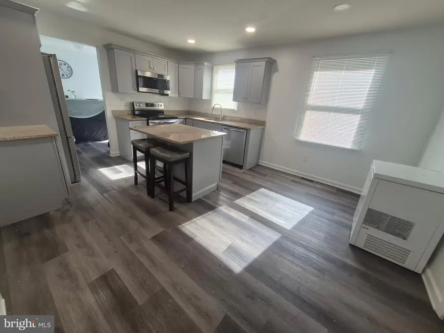 10 Carter Dr, Deptford, NJ 08096 - Image #2