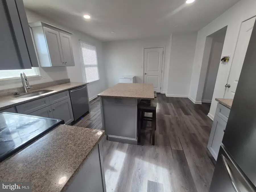 10 Carter Dr, Deptford, NJ 08096 - Image #3