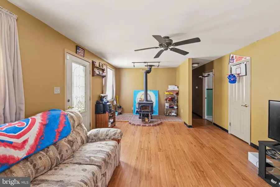 224 W Underwood Ave, West Deptford, NJ 08096 - #3