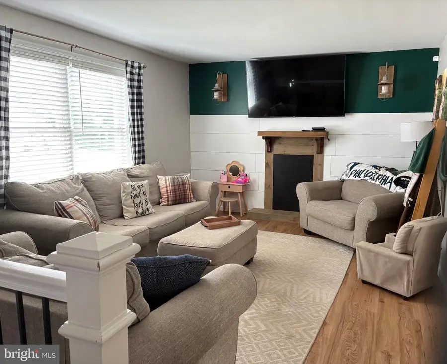 1202 Grove Ave, West Deptford, NJ 08086 - #2