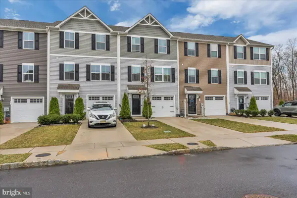 79 Burr St, WILLIAMSTOWN, NJ 08094