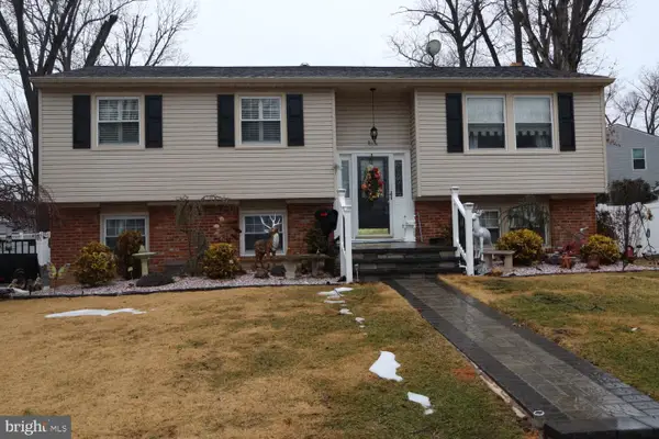 816 Coach Rd, BLACKWOOD, NJ 08012