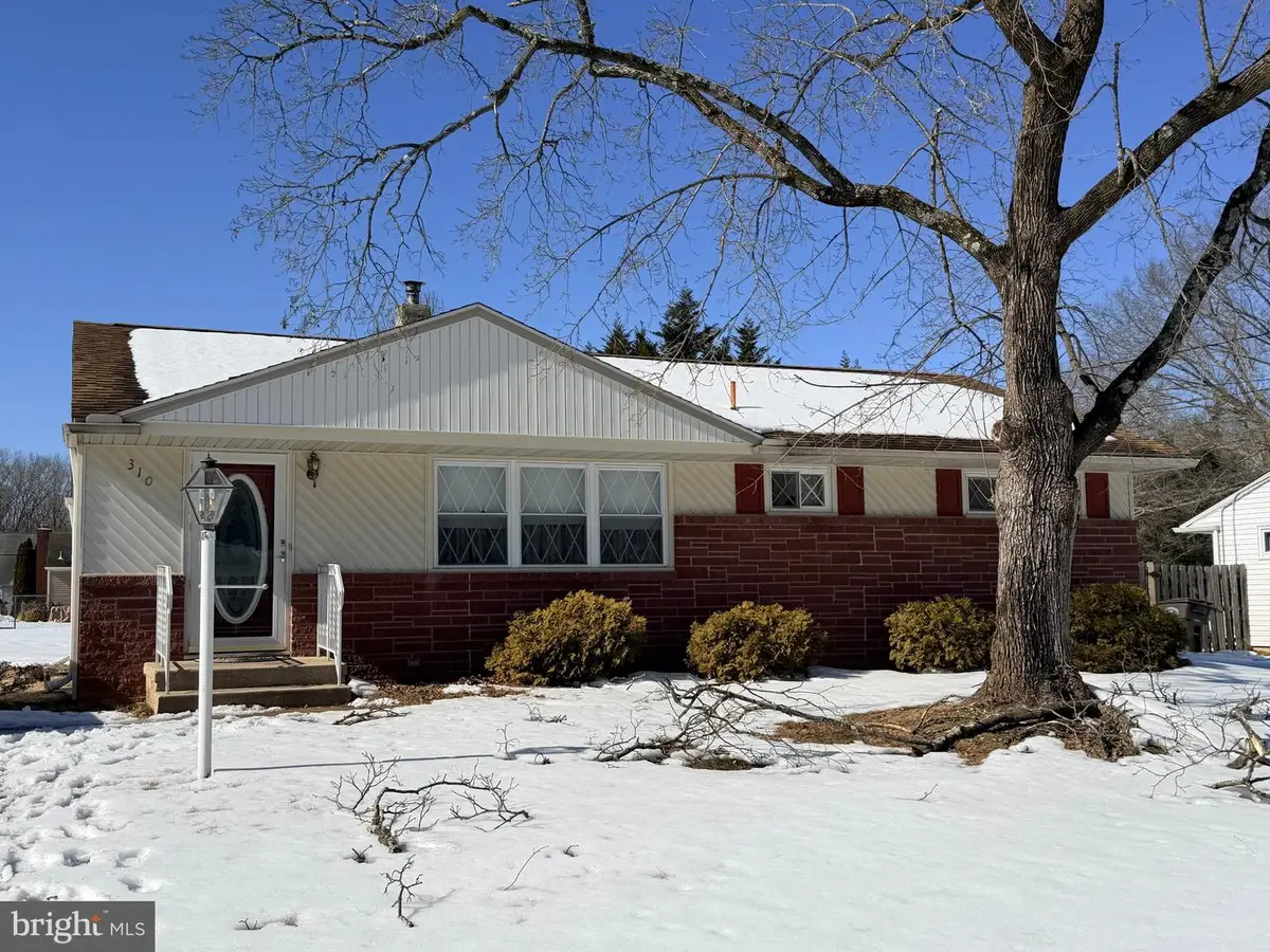 310 Oakwood Dr, Newfield, NJ 08344 - #1