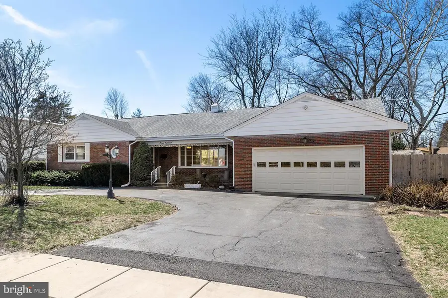 300 Hazel Ave, Westville, NJ 08093 - #2