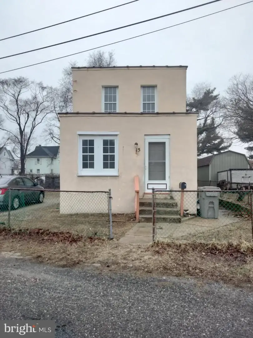 15 Railroad Ave, Paulsboro, NJ 08066 - #1