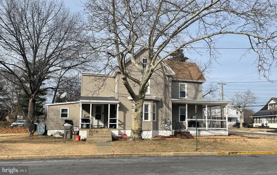 644 N Delaware St, Paulsboro, NJ 08066 - #2