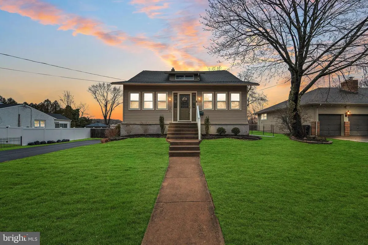 1123 Walnut Ave, Woodbury Heights, NJ 08097 - #1