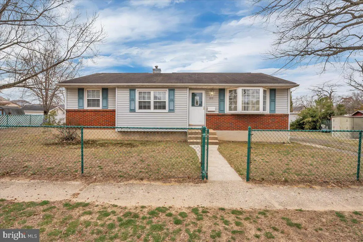 810 Asbury Ave, National Park, NJ 08063 - #1