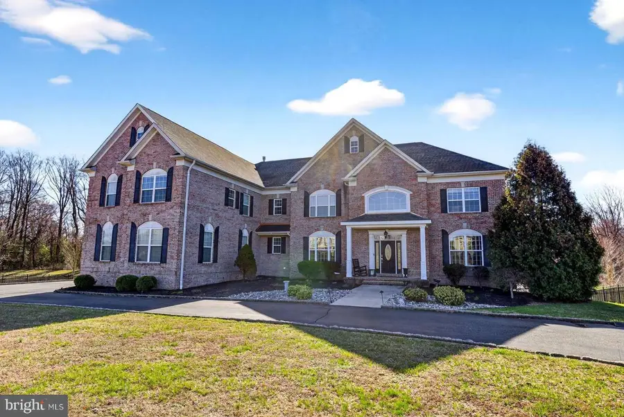 207 Emerald Ln, Mullica Hill, NJ 08062 - #2