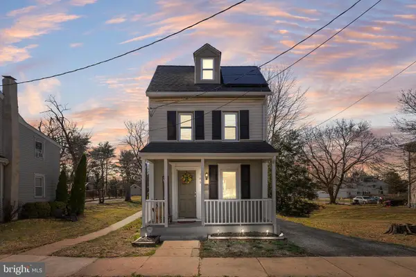 146 Main St, MANTUA, NJ 08051